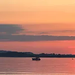 Strandhaus Chiemsee Apartman *