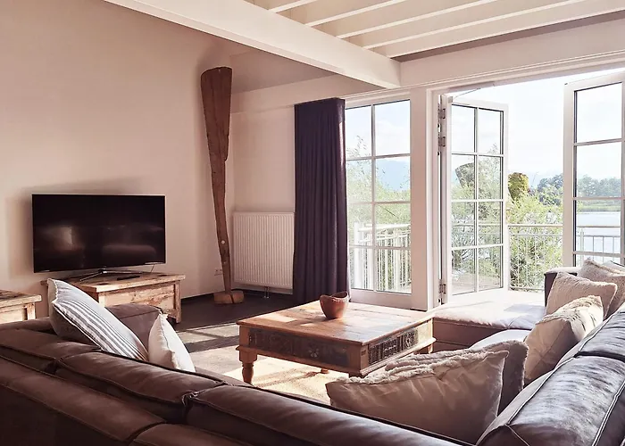 Strandhaus Chiemsee * Übersee