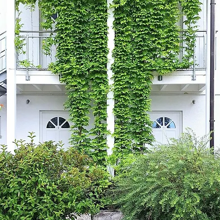 Strandhaus Chiemsee * 우베르시