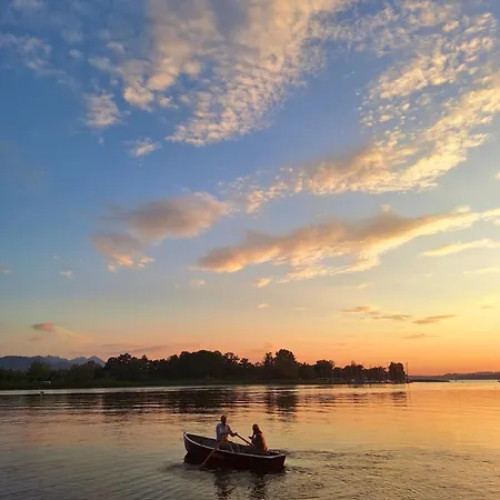 Strandhaus Chiemsee 우베르시