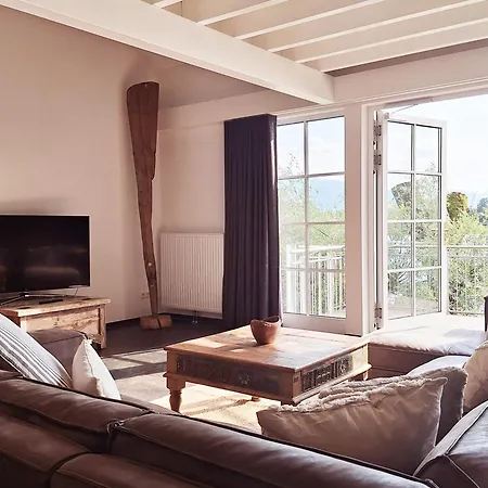 Strandhaus Chiemsee * 우베르시