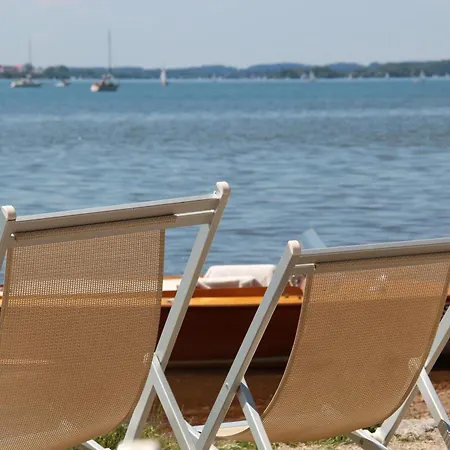 アパート Strandhaus Chiemsee